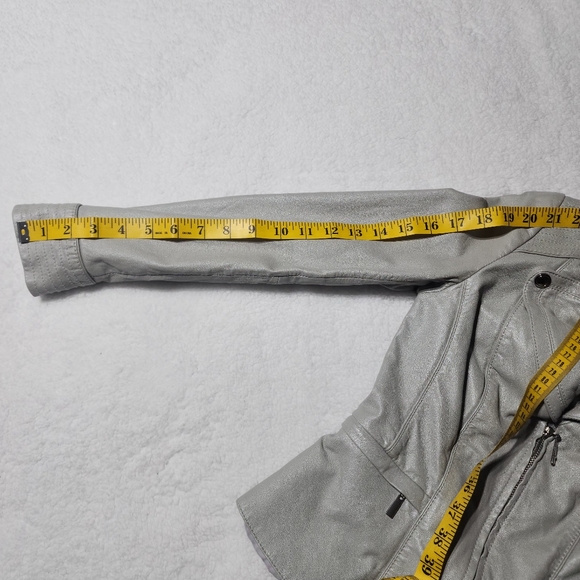 White House Black Market Gray Leather Moto Jacket with Zipper Diamond Detail - Picture 13 of 16